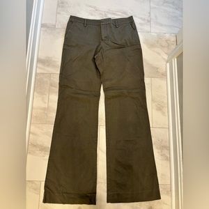 The Gap, perfect khaki, olive, size 8